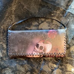 Womens wallet. Hot Leathers product.